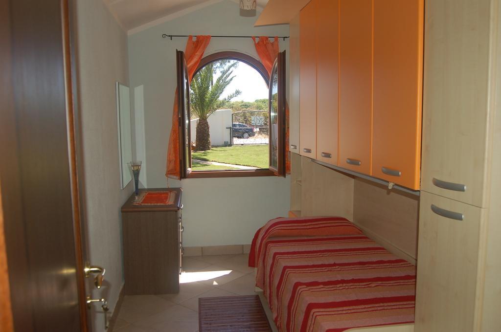 Relax Al Mare Apartment Olbia Room photo